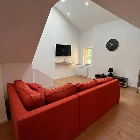 Apartment Chaleureux Et Spacieux